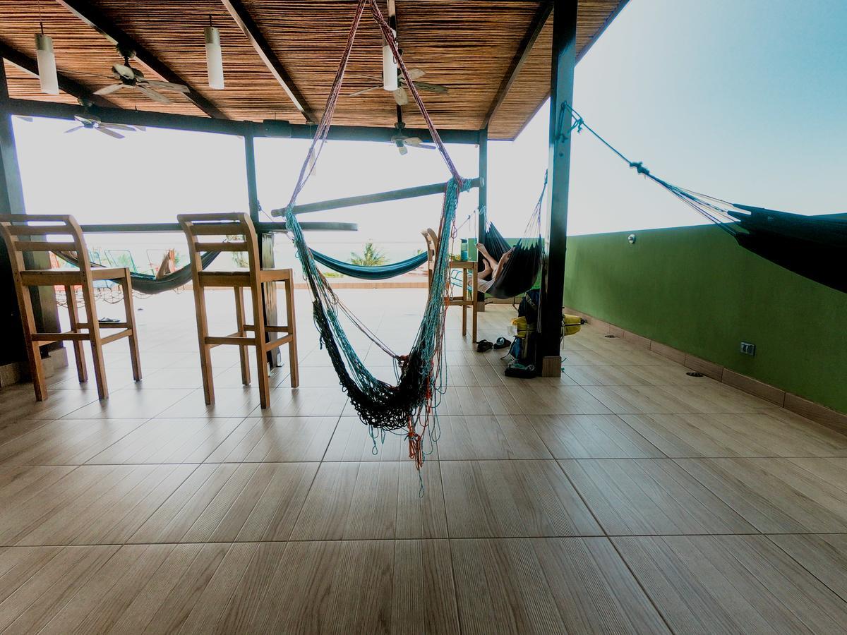 Room2Board Hostel And Surf School Jaco Exterior photo